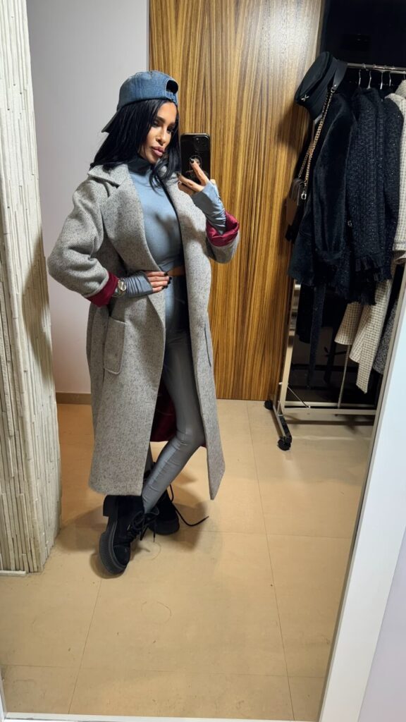 Grey Contrast